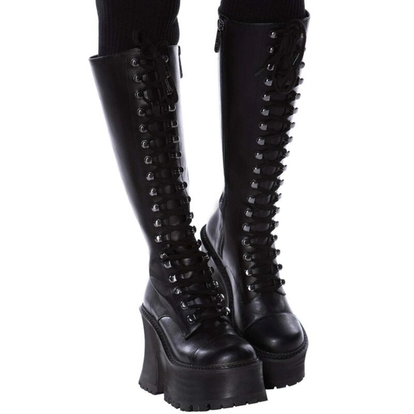 Killstar Shoes - NWOB Killstar Storm Platform Boots